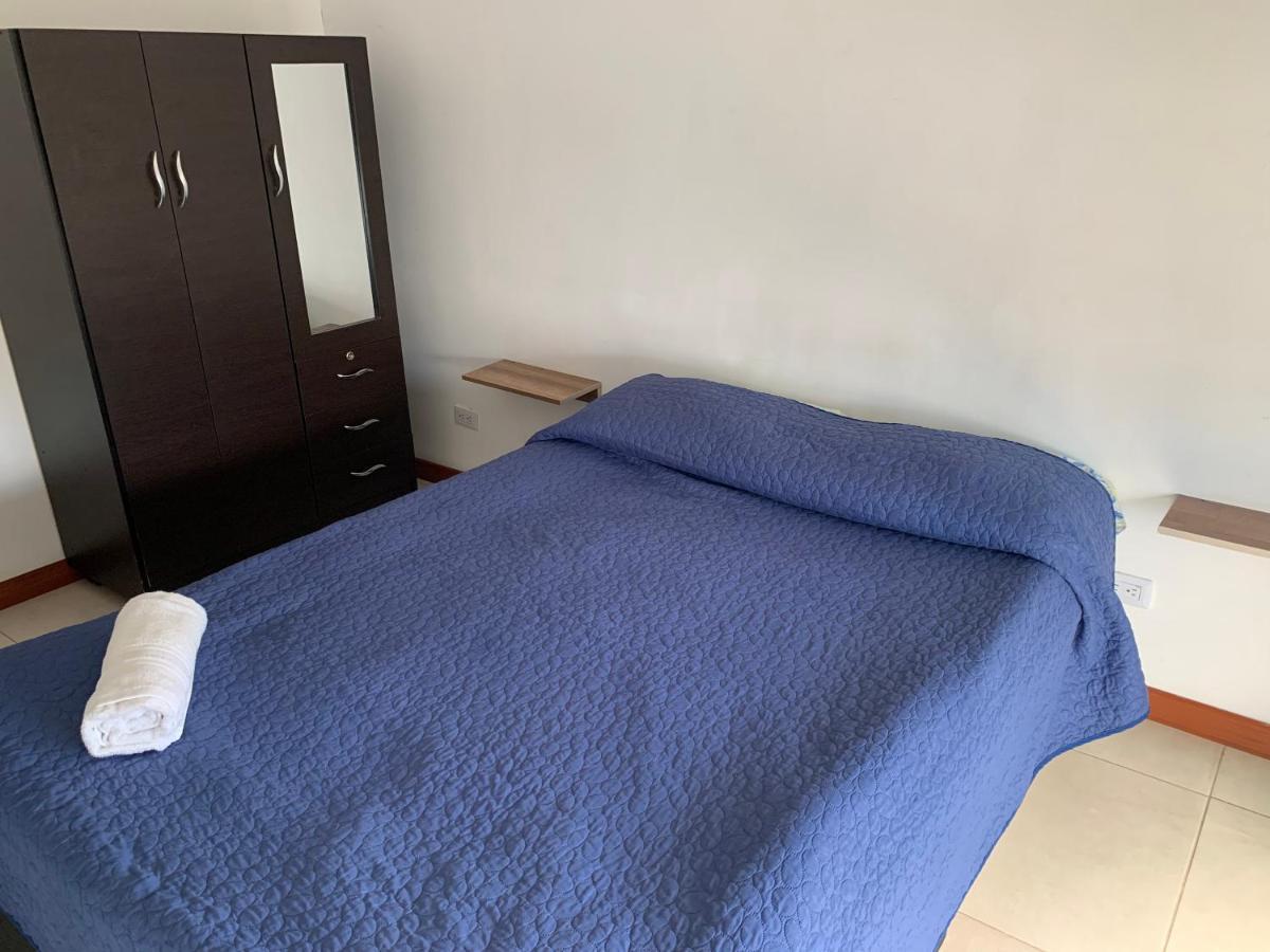 בוגוטה Apartamento Cerca Del Cc Titan Plaza מראה חיצוני תמונה