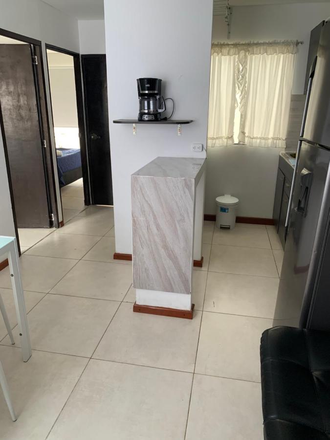 בוגוטה Apartamento Cerca Del Cc Titan Plaza מראה חיצוני תמונה